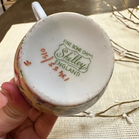 Shelley Summer Glory Yellow Floral Tea Cup and Saucer with Gold Trims Vintage - Picture 5 of 10